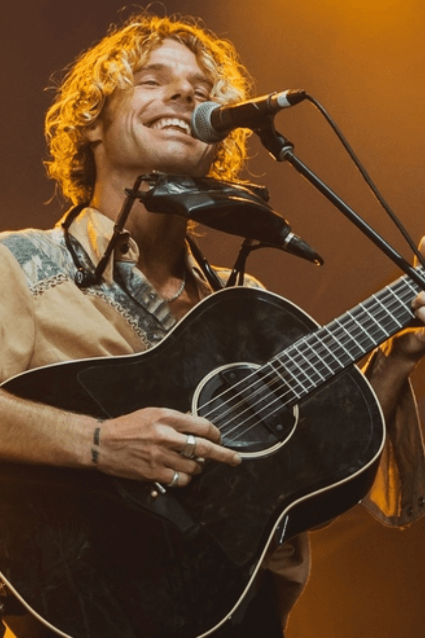 KIM CHURCHILL, WITH SPECIAL GUEST MIA KELLY